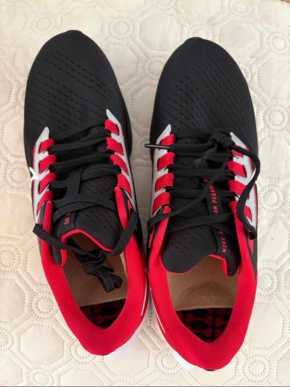 Nike Black & Red Athletic Sneakers
